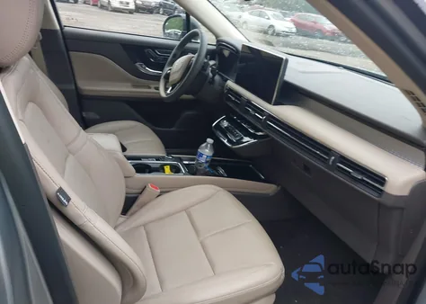 2023 Lincoln Corsair Standard z USA, uszkodzony, nr VIN 5LMCJ1DA3PUL12487